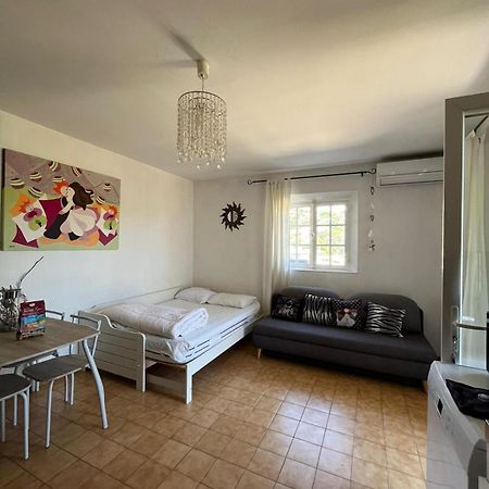 Appartement En Rez De Villa Beausite Mandelieu Esterno foto