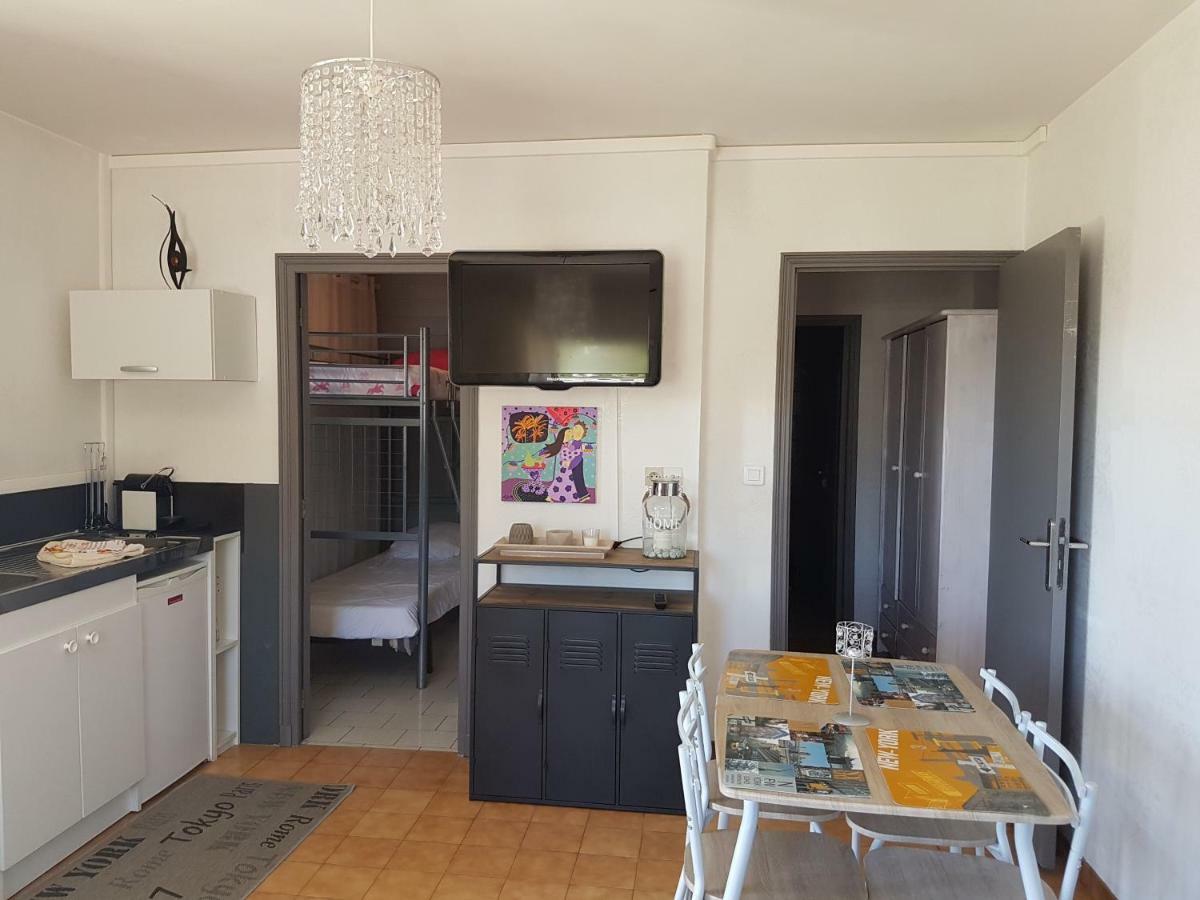 Appartement En Rez De Villa Beausite Mandelieu Esterno foto